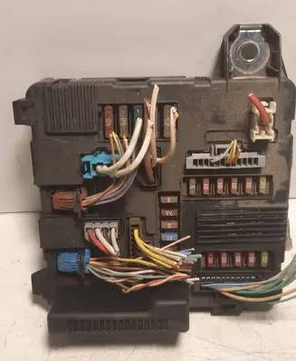 Renault Megane II Comfort/convenience module 04180 S118399300J 8200306033A