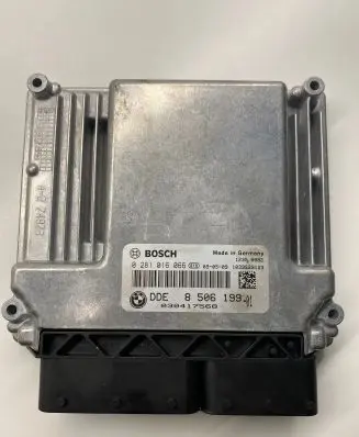 BMW 5 E60 E61 Engine control unit/module 8506199 030417568 0281016066