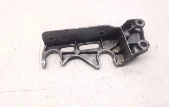 Mercedes-Benz C W204 Engine mounting bracket A6460940641
