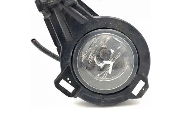 Nissan Juke I F15 Front fog light
