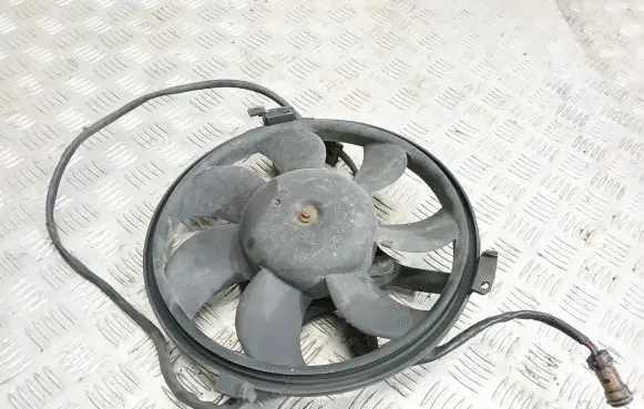 Audi A4 S4 B5 8D Air conditioning (A/C) fan (condenser) 