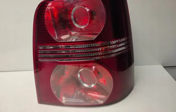 Volkswagen Touran I Rear/tail lights 13L3LPT