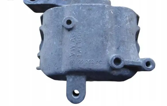 Audi A3 S3 8P Engine mount bracket 1K0199262AC