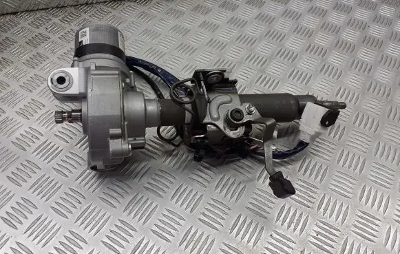 Toyota Auris 150 Steering wheel axle set 45200-02283