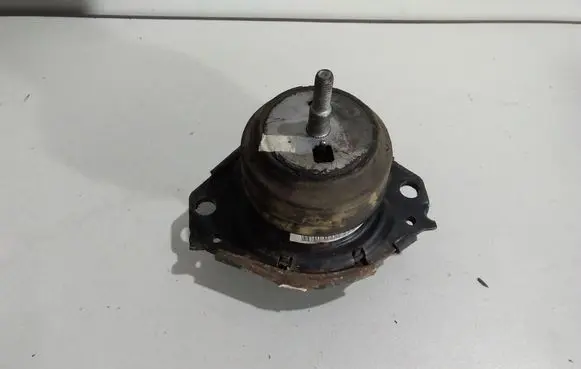 Jeep Grand Cherokee Engine mount bracket 05038548AC PA35477