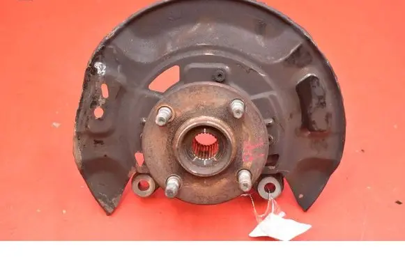 Toyota Yaris Front wheel hub spindle knuckle 
