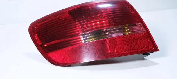 Audi A6 S6 C6 4F Rear/tail lights 89034302