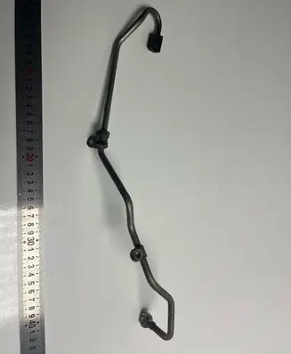 Volkswagen PASSAT B7 Turbo turbocharger oiling pipe/hose 03L145771N