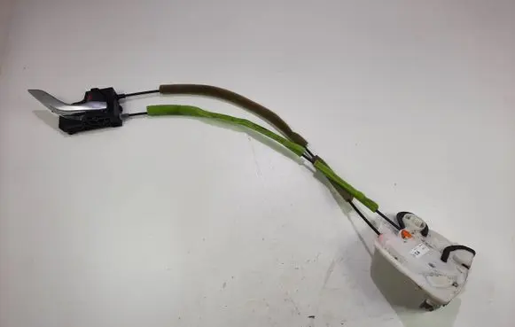 Mazda CX-5 Front door lock
