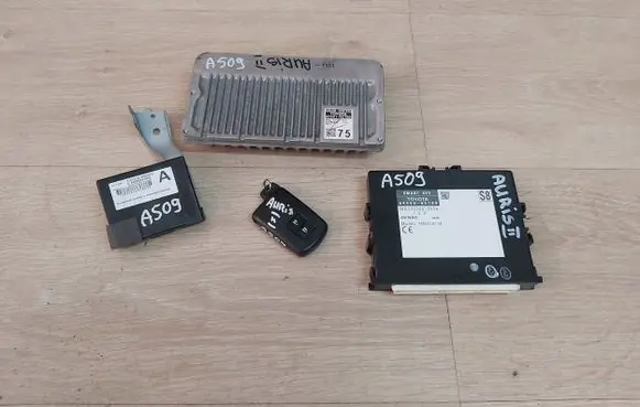 Toyota Auris E180 Other control units/modules 89661-0Z750