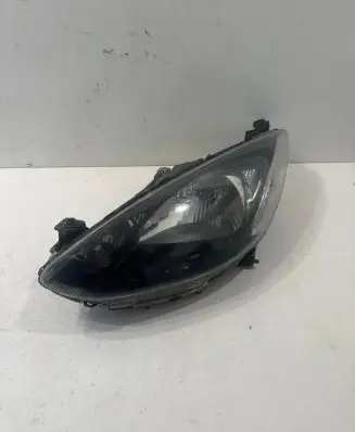 Mazda 2 Headlight/headlamp