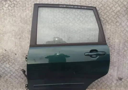 Suzuki Liana Rear door