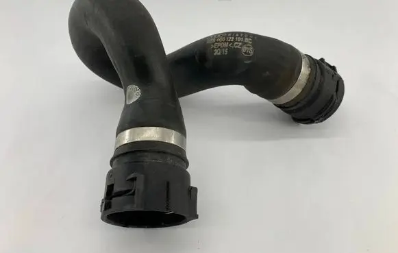 Audi A6 S6 C7 4G Engine coolant pipe/hose 4G0122101BC