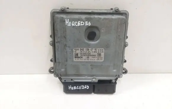 Mercedes-Benz R W251 Engine control unit/module A6421506791 1039S14048 0281013385