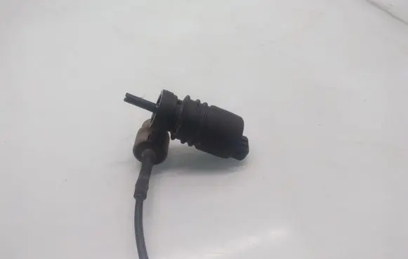 Opel Zafira A Windscreen/windshield washer pump 90528760AC