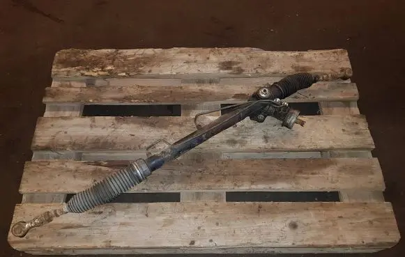Volkswagen PASSAT B5 Steering rack 030642