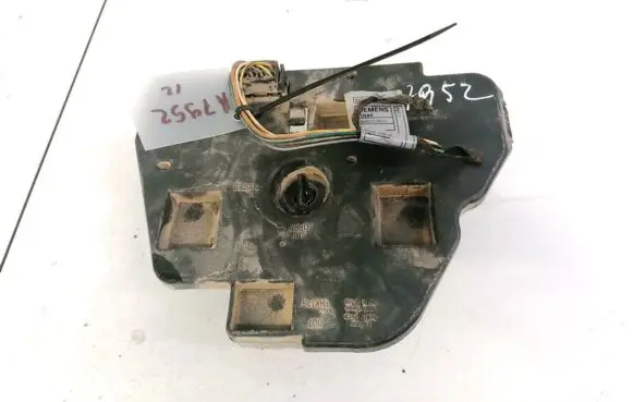 BMW 5 E39 Tail light bulb cover holder 14603300 146033-00