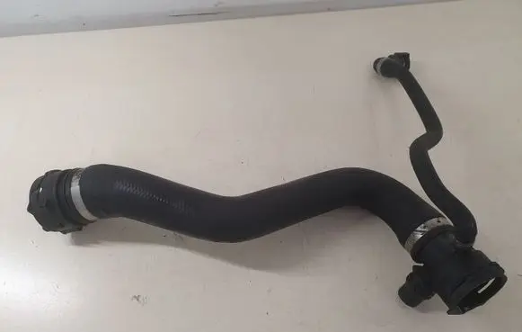 BMW 5 E60 E61 Engine coolant pipe/hose