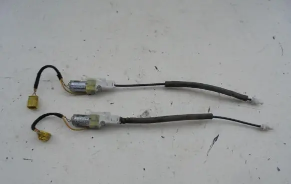 Volkswagen Touareg I Voltmeter POZOSTAE