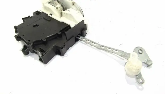 Peugeot 4007 Front door lock
