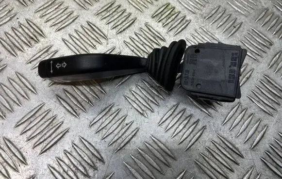Opel Zafira A Indicator stalk 90560990 90560991 12263700