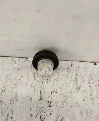 Jeep Grand Cherokee (WK) Fuel tank filler cap 