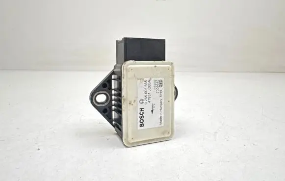 Nissan Qashqai ESP acceleration yaw rate sensor 0265005665