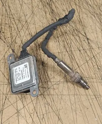 Mercedes-Benz Sprinter W906 Lambda probe sensor A0009050008
