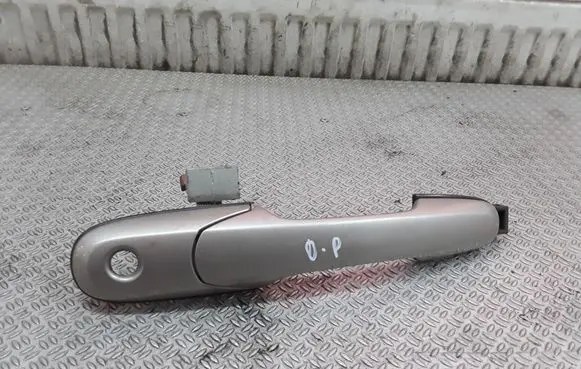 Suzuki Liana Front door exterior handle