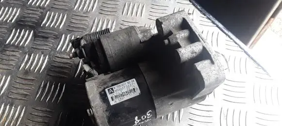 Peugeot 308 Starter motor M000T32271