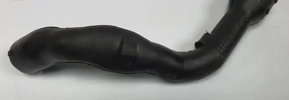 Chrysler 300 - 300C Breather hose/pipe A6420160881