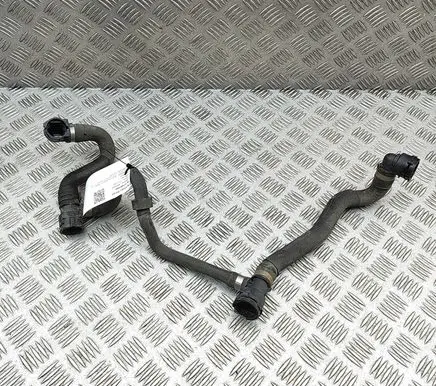 Mercedes-Benz E W213 Engine coolant pipe/hose A2135010302