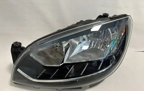 Skoda Citigo Headlight/headlamp