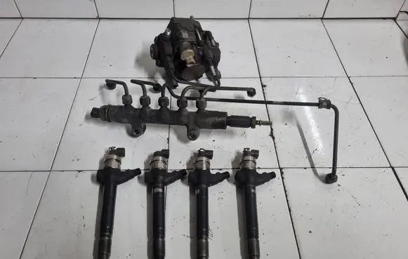Ford Transit Fuel injection system set 6C109K546AC 6C1Q9B395AB HU2940000400
