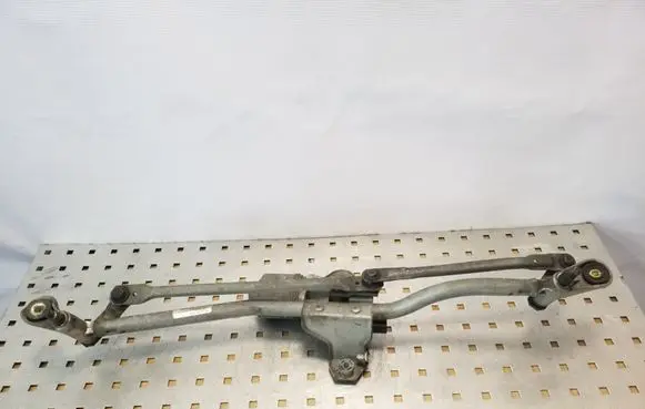 Audi A4 S4 B7 8E 8H Front wiper linkage and motor 8E2955023E