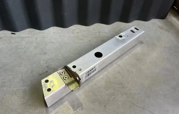 BMW i3 Radiator support slam panel bracket A0003904213 D6222077000