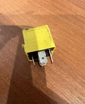 Mercedes-Benz A W169 Other relay A0025421419 D980