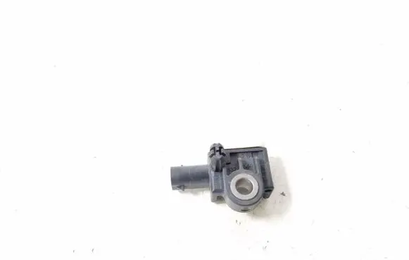 Mercedes-Benz A W176 Airbag deployment crash/impact sensor A1668210151