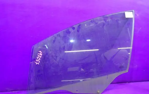 Citroen C4 I Front door window glass four-door