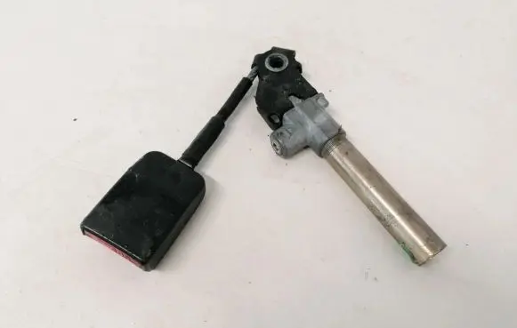 Renault Megane I Front seatbelt buckle e501196