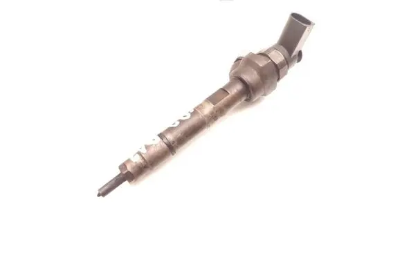 BMW 3 F30 F35 F31 Fuel injector 7798446 0445110289