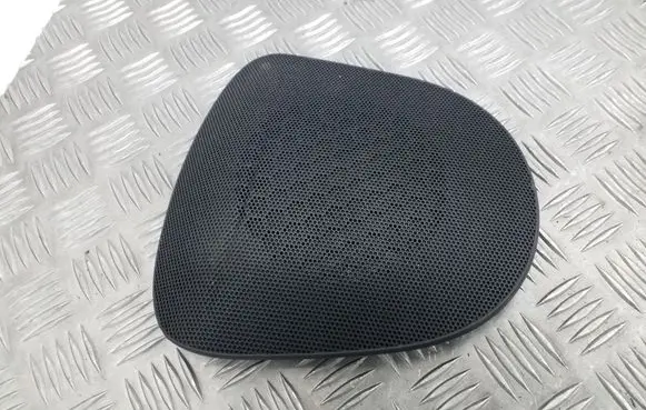 Seat Altea XL Rear door speaker cover trim 5P0867149