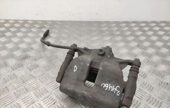 Volkswagen PASSAT B8 Front brake caliper