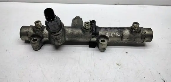 Audi A8 S8 D3 4E Fuel main line pipe 059130089D
