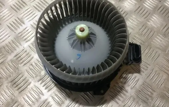 Toyota Auris 150 Heater fan/blower AV2727005141 AV272700-5141