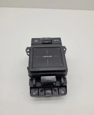 Head unit multimedia control