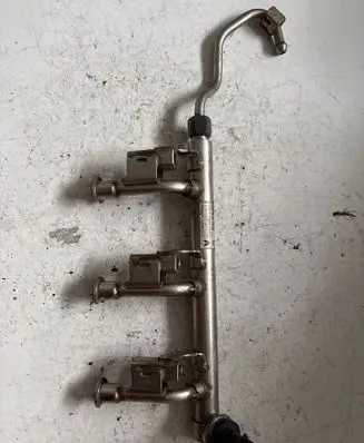 Ford Focus C-MAX Fuel main line pipe 0261555137 0901212896