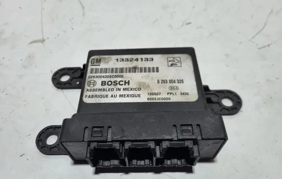 Opel Zafira B Parking PDC control unit/module 13324133 026300326