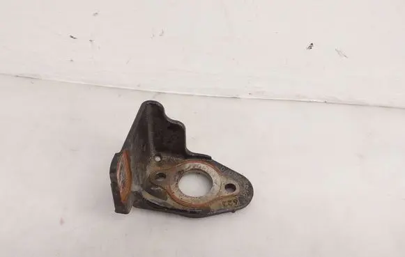 Lexus ES 300h (7th Gen) Fuel pump bracket 