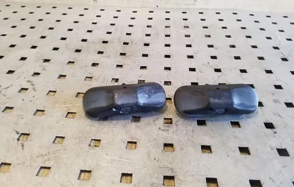 Windshield washer spray nozzle